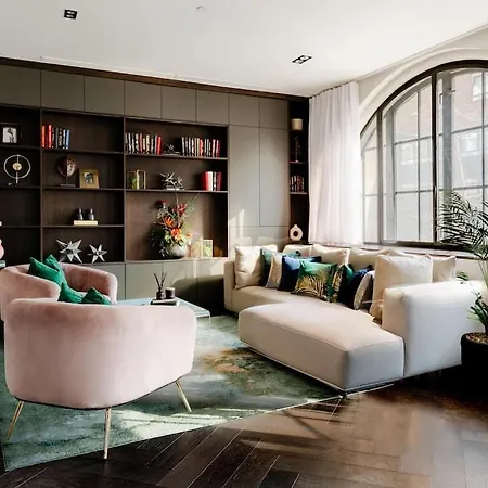 Off Oxford St! 3Bed 3Bath Luxxe Hideaway For Stylish Families And Couples